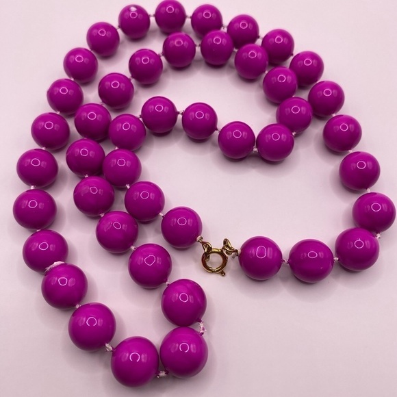 Vintage Jewelry - Vintage Beaded Necklace Long Pink Color